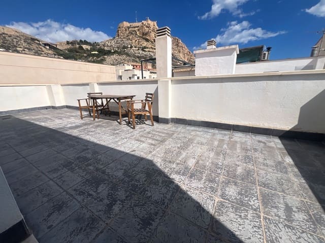 1 sypialnia Dom do wynajęcia w Casco Antiguo - Sant Cruz - Ayuntamiento, Miasto Alicante / Alacant - 1 000 € (Ref: 8777781)