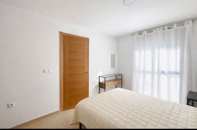 1 sypialnia Dom do wynajęcia w Casco Antiguo - Sant Cruz - Ayuntamiento, Miasto Alicante / Alacant - 1 200 € (Ref: 8777781)