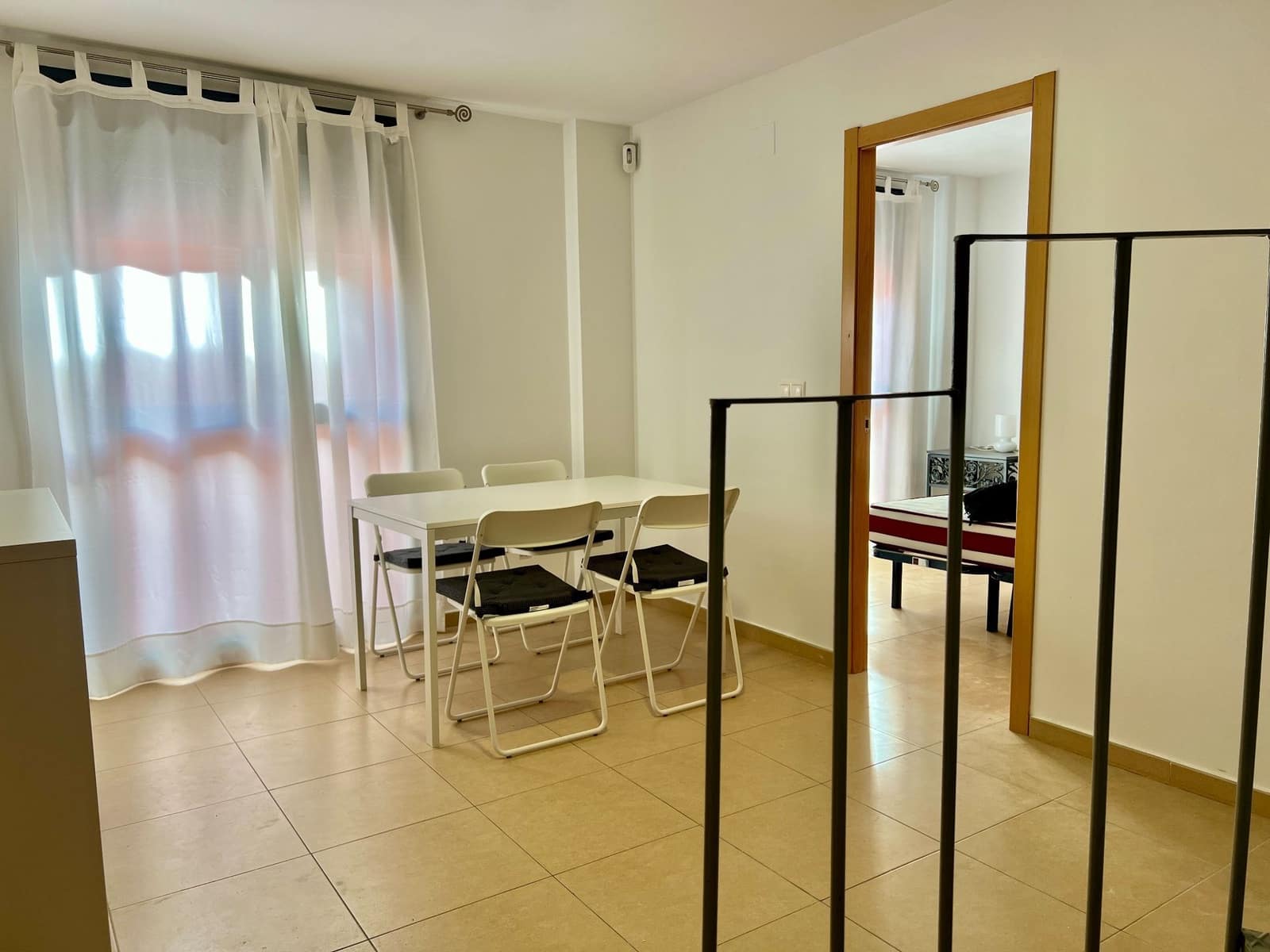 1 sovrum Hus att hyra i Alicante stad - 1 200 € (Ref: 8777781)