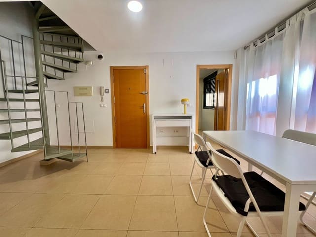 1 sypialnia Dom do wynajęcia w Casco Antiguo - Sant Cruz - Ayuntamiento, Miasto Alicante / Alacant - 1 200 € (Ref: 8777781)