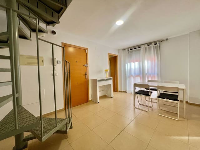 1 sypialnia Dom do wynajęcia w Casco Antiguo - Sant Cruz - Ayuntamiento, Miasto Alicante / Alacant - 1 200 € (Ref: 8777781)