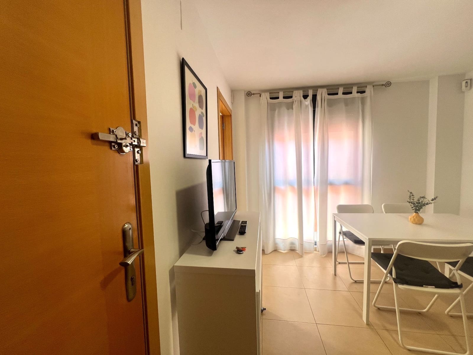 1 soverom Hus til leie i Alicante by - € 950 (Ref: 8777781)