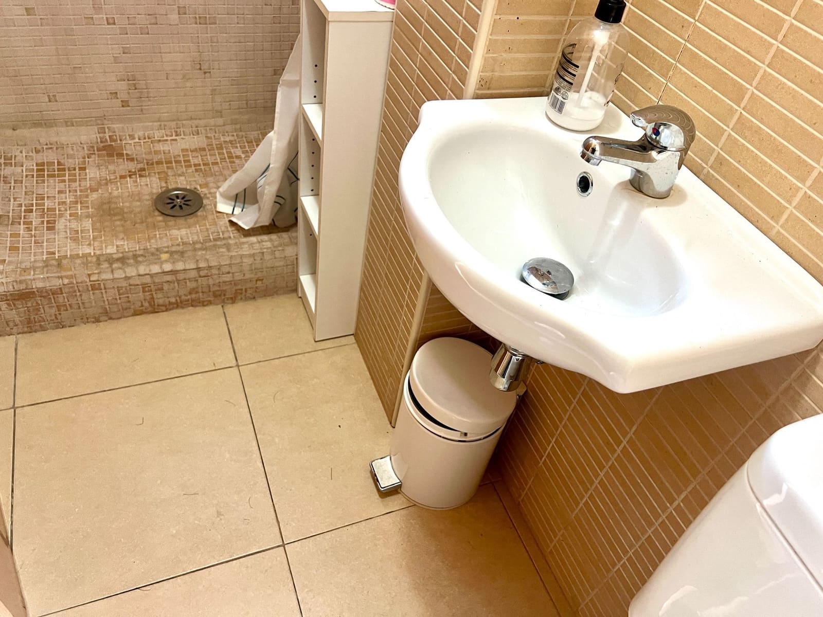 1 soverom Hus til leie i Alicante by - € 950 (Ref: 8777781)