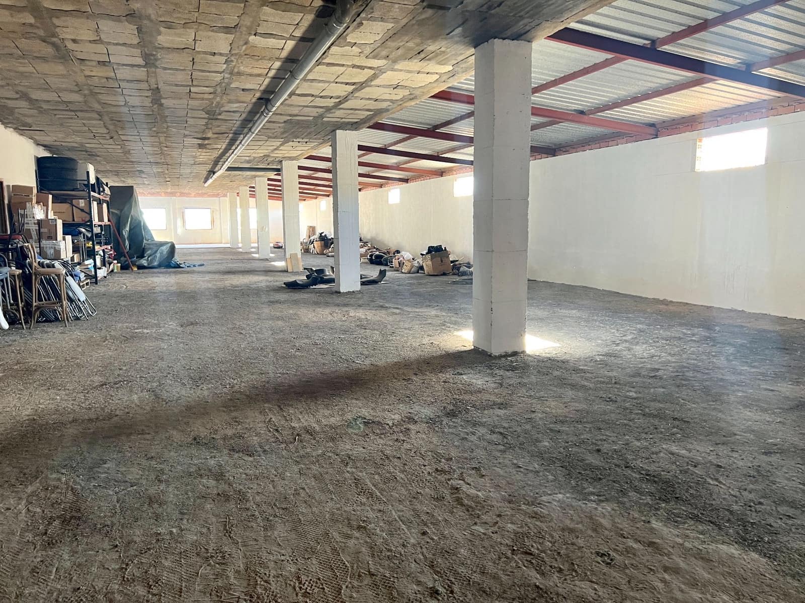 Komercyjne do wynajęcia w Miasto Alicante / Alacant z garażem - 4 600 € (Ref: 8817135)