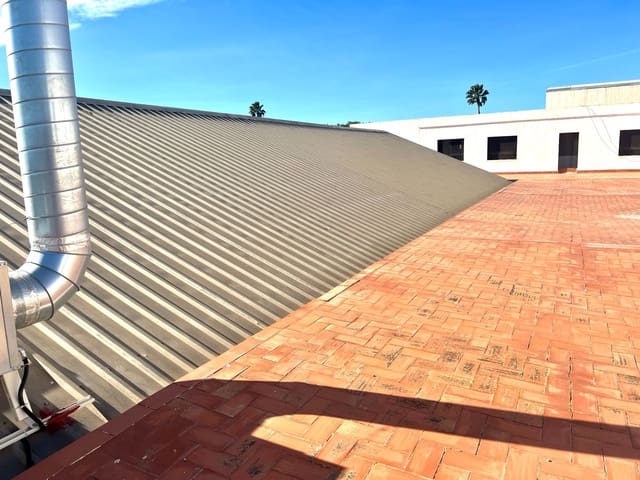 Erhverv til leje i Alicante by med garage - € 4.600 (Ref: 8817135)