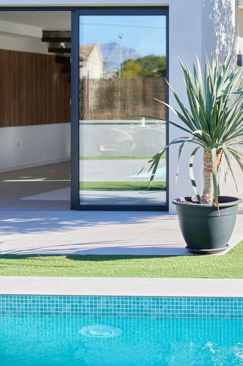 3 sypialnia Willa na sprzedaż w San Juan de Alicante / Sant Joan d'Alacant z basenem garażem - 569 000 € (Ref: 8817137)