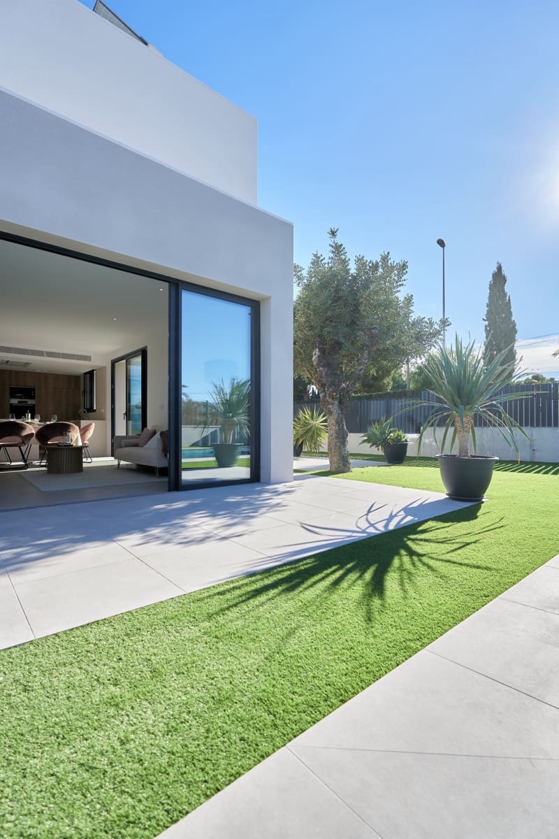 3 sypialnia Willa na sprzedaż w San Juan de Alicante / Sant Joan d'Alacant z basenem garażem - 569 000 € (Ref: 8817137)