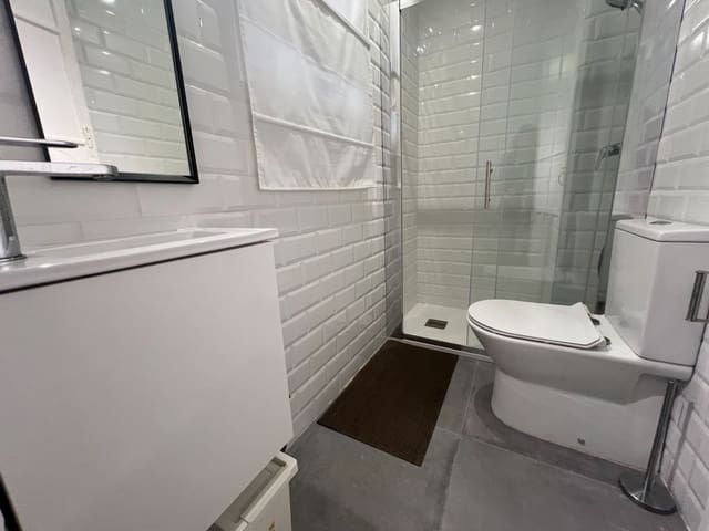 2 soveværelse Lejlighed til salg i Ensanche - Diputacion, Alicante by - € 249.000 (Ref: 8921030)