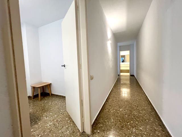 2 bedroom Flat for rent in Raval Roig - Virgen del Socorro, Alicante / Alacant city - € 1,375 (Ref: 8970214)