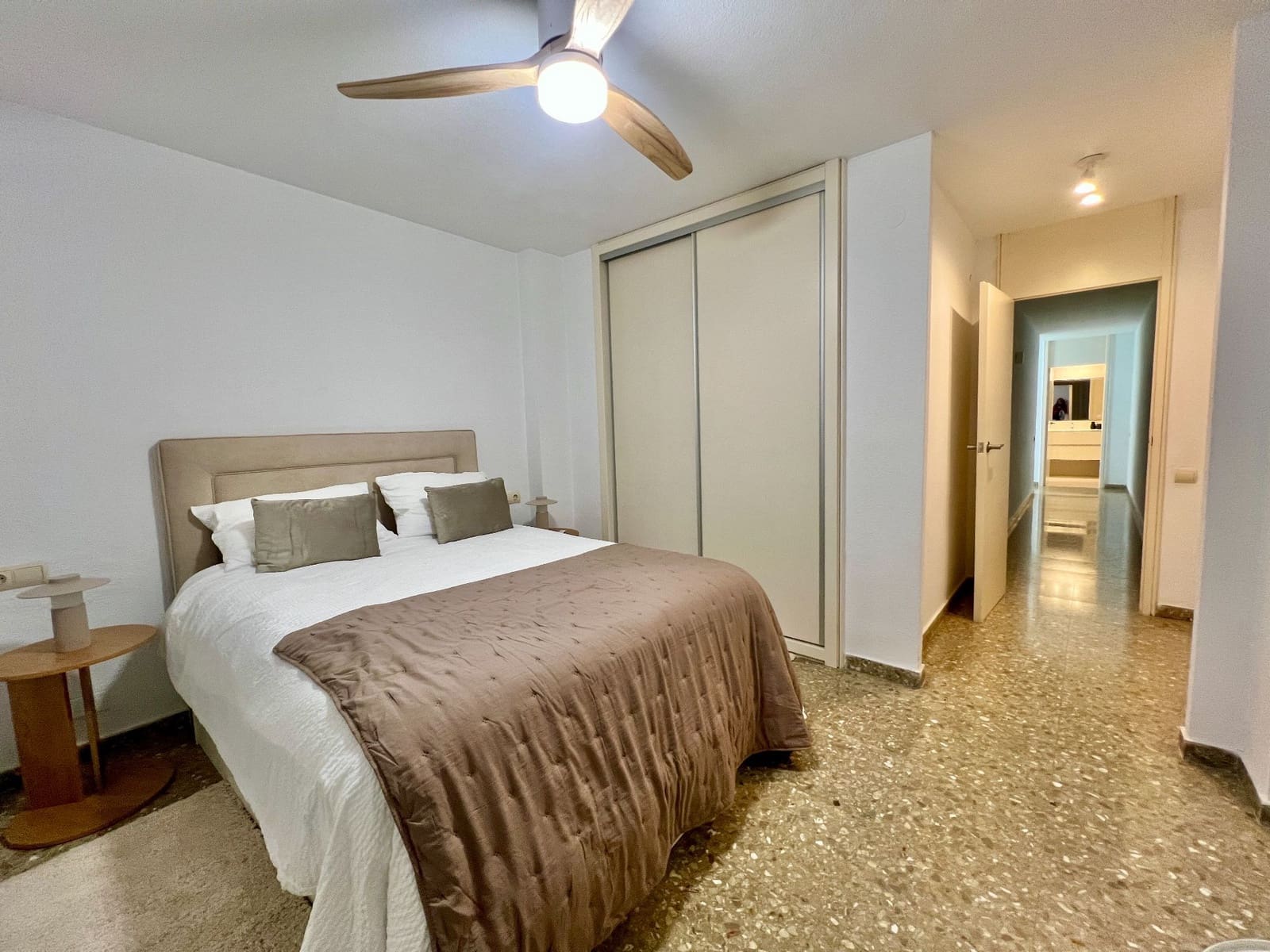 2 bedroom Flat for rent in Alicante / Alacant city - € 1,375 (Ref: 8970214)