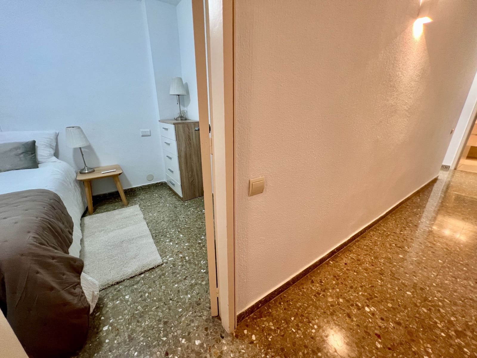 2 bedroom Flat for rent in Alicante / Alacant city - € 1,375 (Ref: 8970214)