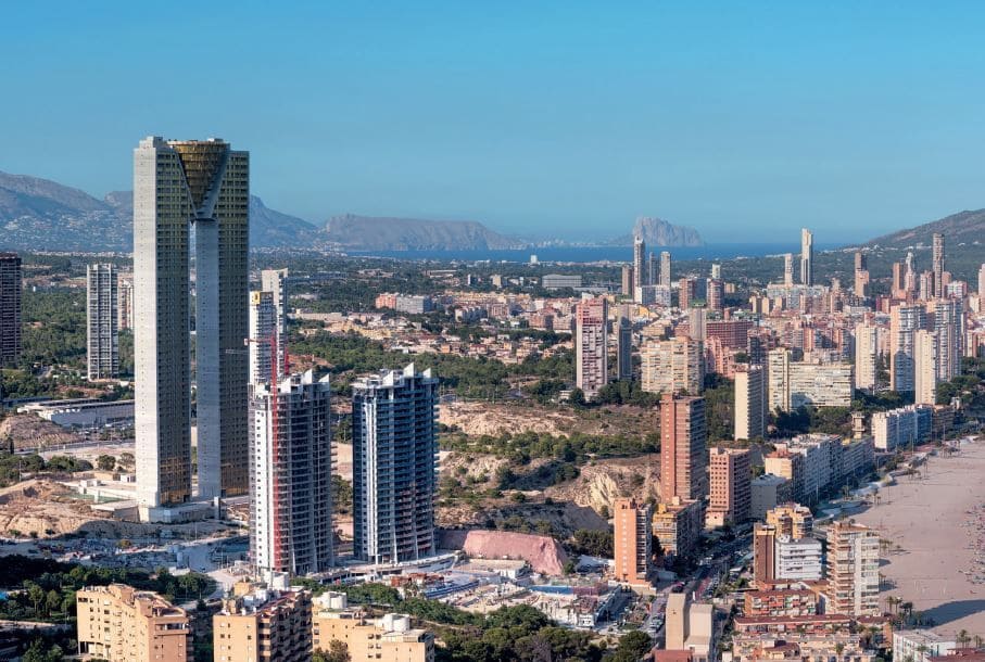 3 makuuhuone Huvila myytävänä paikassa Finestrat mukana uima-altaan 
autotalli - 1 065 000 € (Ref: 9024014)