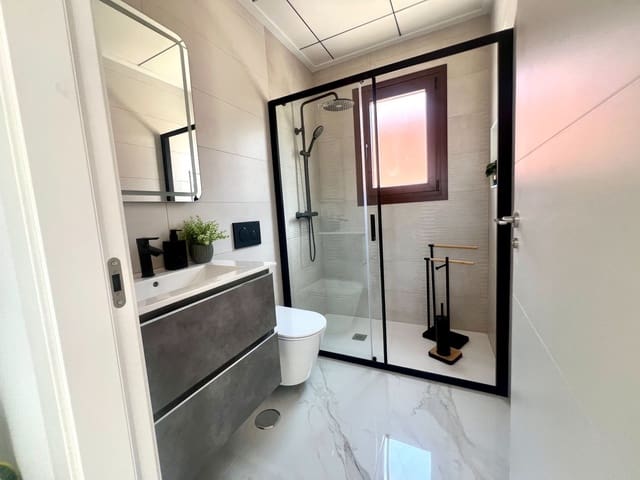 3 sypialnia Willa na sprzedaż w Polop z basenem garażem - 598 000 € (Ref: 9096388)