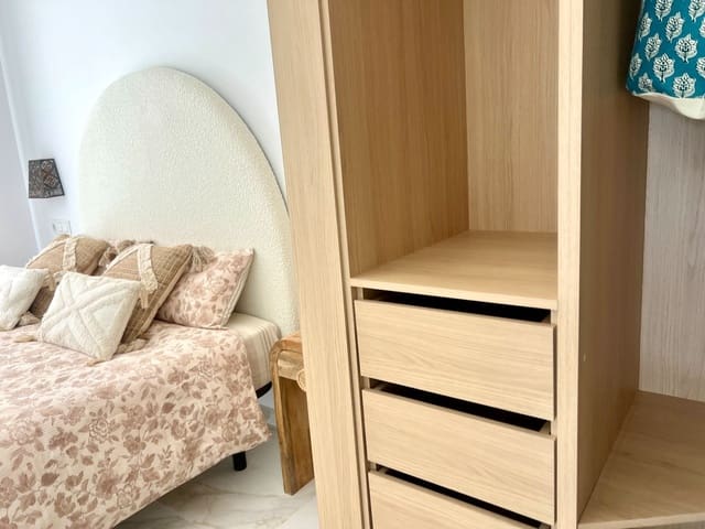 3 sypialnia Willa na sprzedaż w Polop z basenem garażem - 598 000 € (Ref: 9096388)