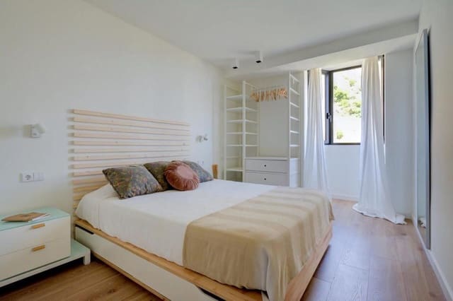 3 soveværelse Lejlighed til leje i Albufereta, Alicante by med swimmingpool garage - € 1.450 (Ref: 9200303)