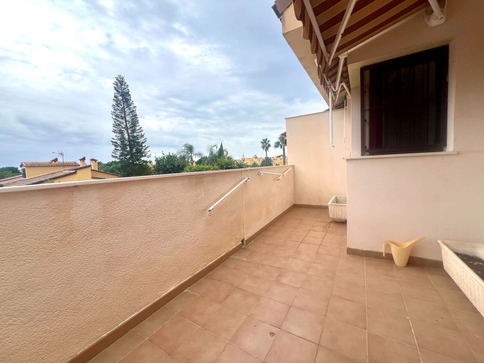 4 soverom Bungalow til salgs i Alicante by med svømmebasseng garasje - € 615 000 (Ref: 9296680)