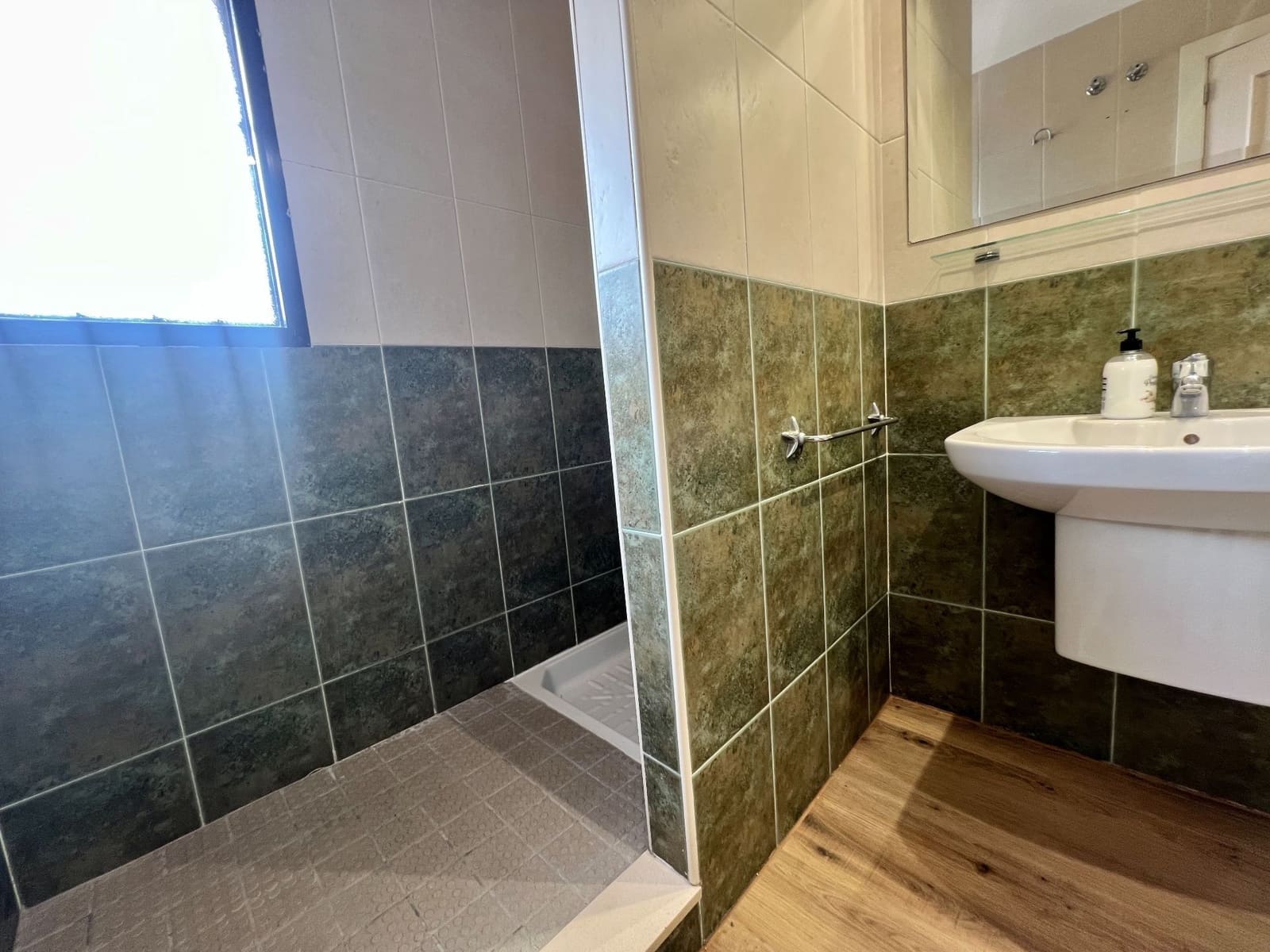 4 soverom Bungalow til salgs i Alicante by med svømmebasseng garasje - € 615 000 (Ref: 9296680)