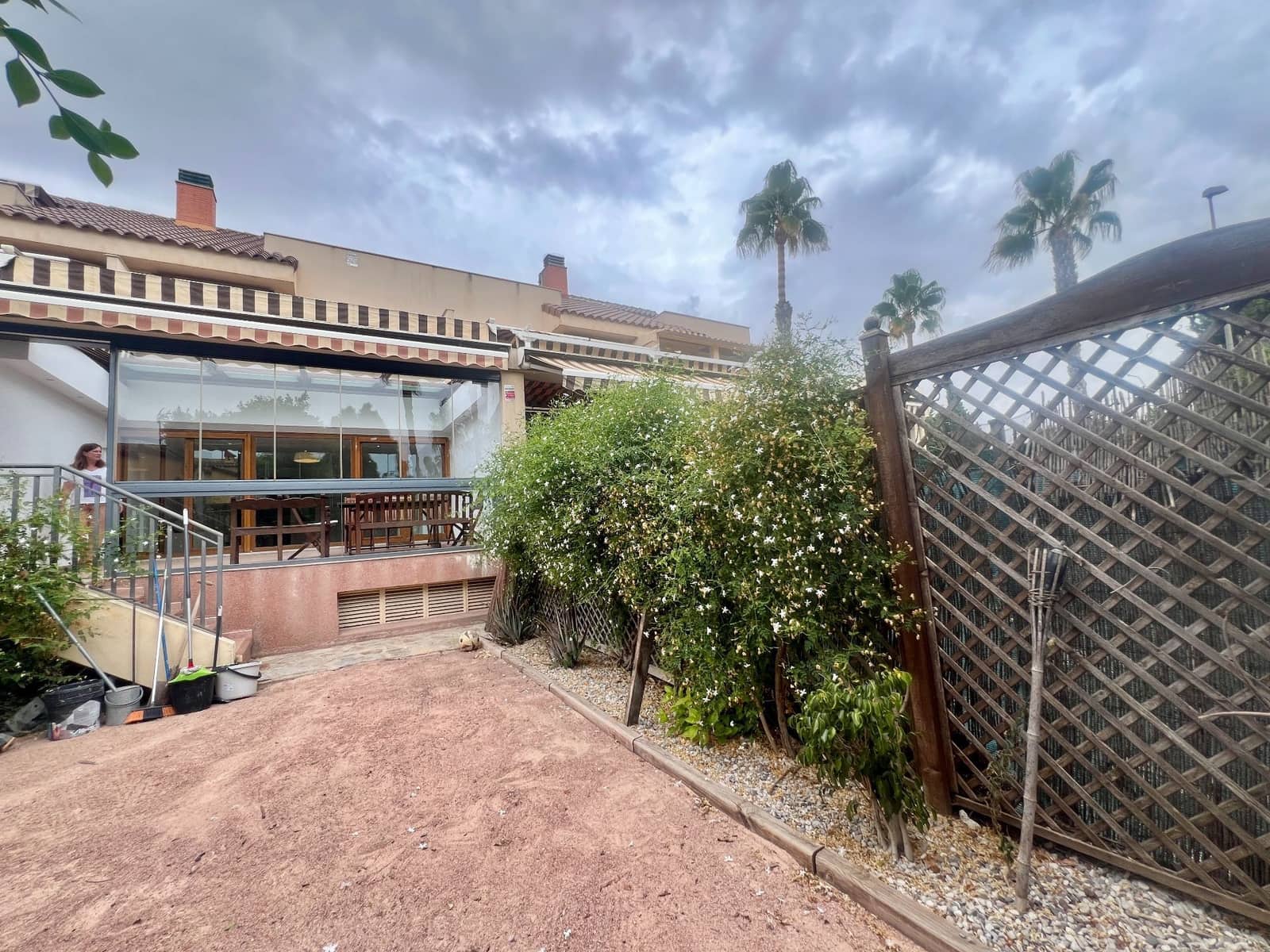 4 soverom Bungalow til salgs i Alicante by med svømmebasseng garasje - € 615 000 (Ref: 9296680)