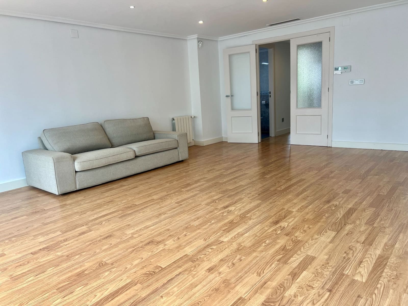 4 soverom Bungalow til salgs i Alicante by med svømmebasseng garasje - € 615 000 (Ref: 9296680)