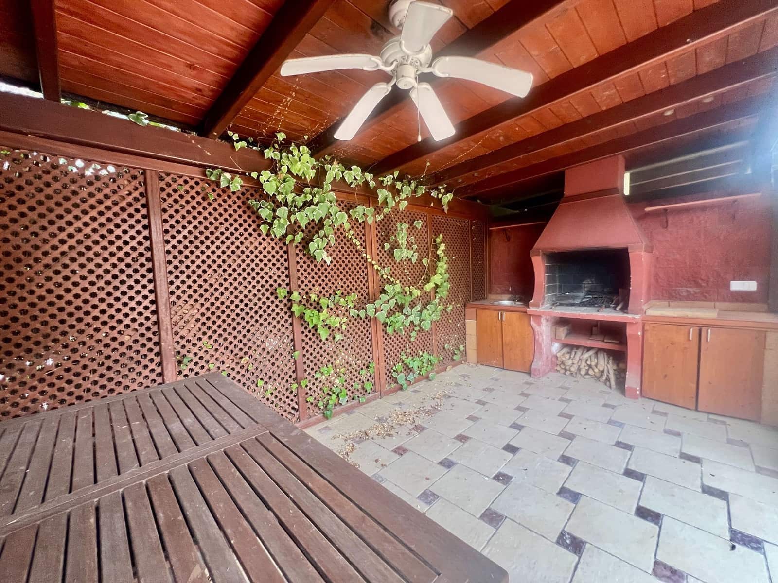 4 soverom Bungalow til salgs i Alicante by med svømmebasseng garasje - € 615 000 (Ref: 9296680)