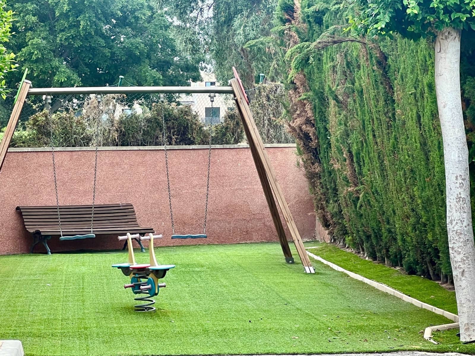 4 soverom Bungalow til salgs i Alicante by med svømmebasseng garasje - € 615 000 (Ref: 9296680)