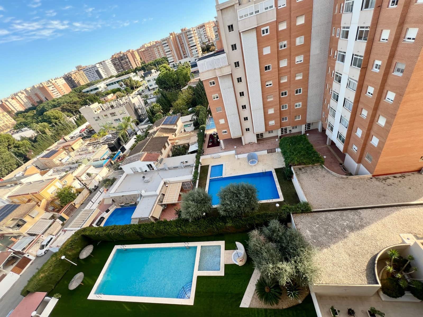3 soverom Leilighet til salgs i Alicante by med svømmebasseng garasje - € 398 000 (Ref: 9419382)