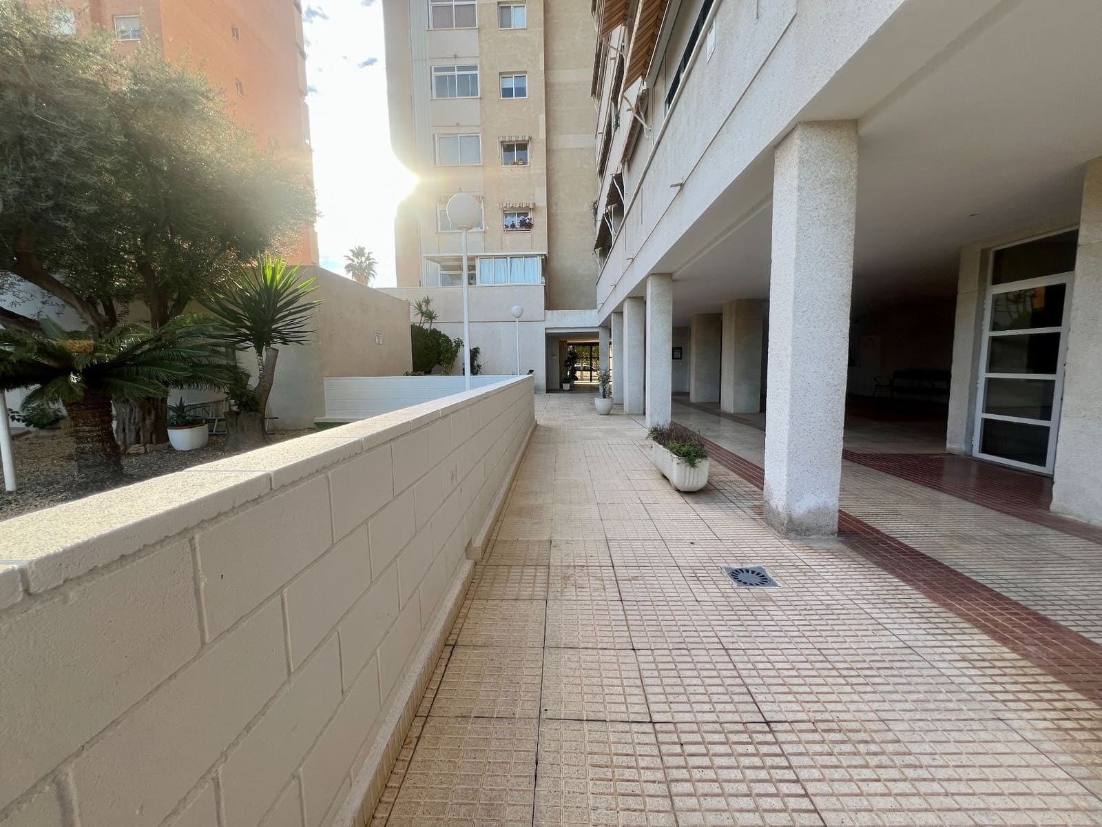 3 soverom Leilighet til salgs i Alicante by med svømmebasseng garasje - € 398 000 (Ref: 9419382)