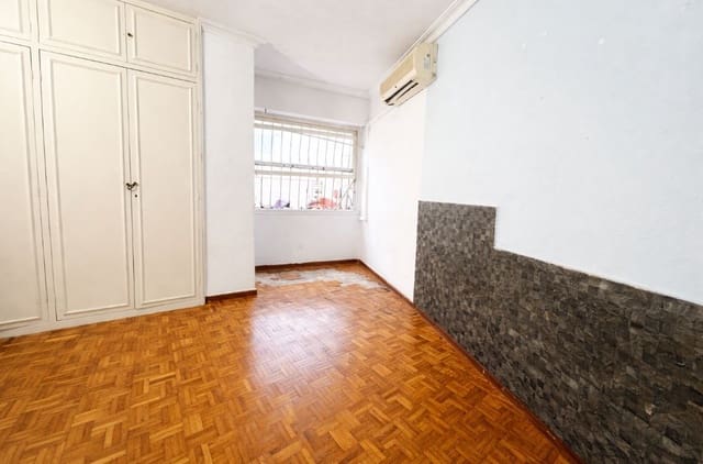 8 Zimmer Wohnung zu verkaufen in Ensanche - Diputacion, Alicante / Alacant Stadt - 553.000 € (Ref: 9461804)