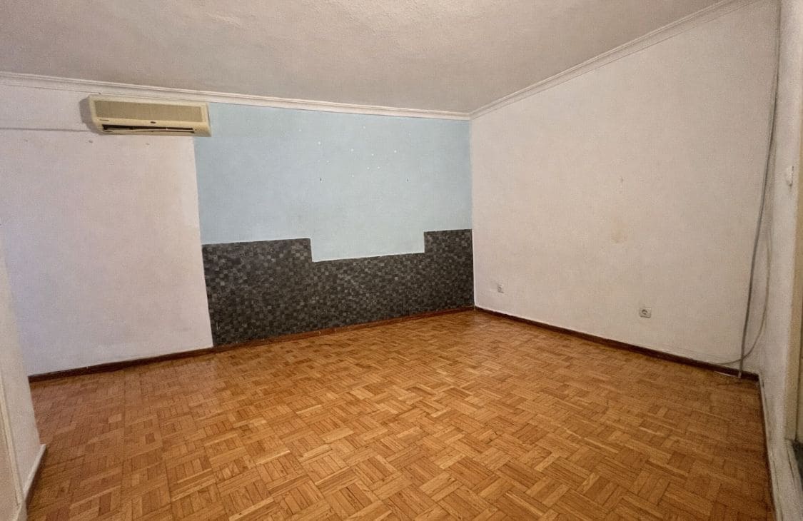 8 bedroom Flat for sale in Alicante / Alacant city - € 553,000 (Ref: 9461804)