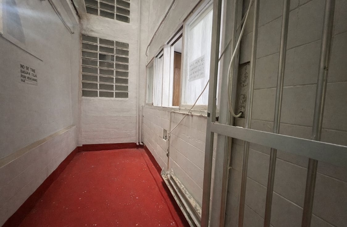 8 bedroom Flat for sale in Alicante / Alacant city - € 553,000 (Ref: 9461804)