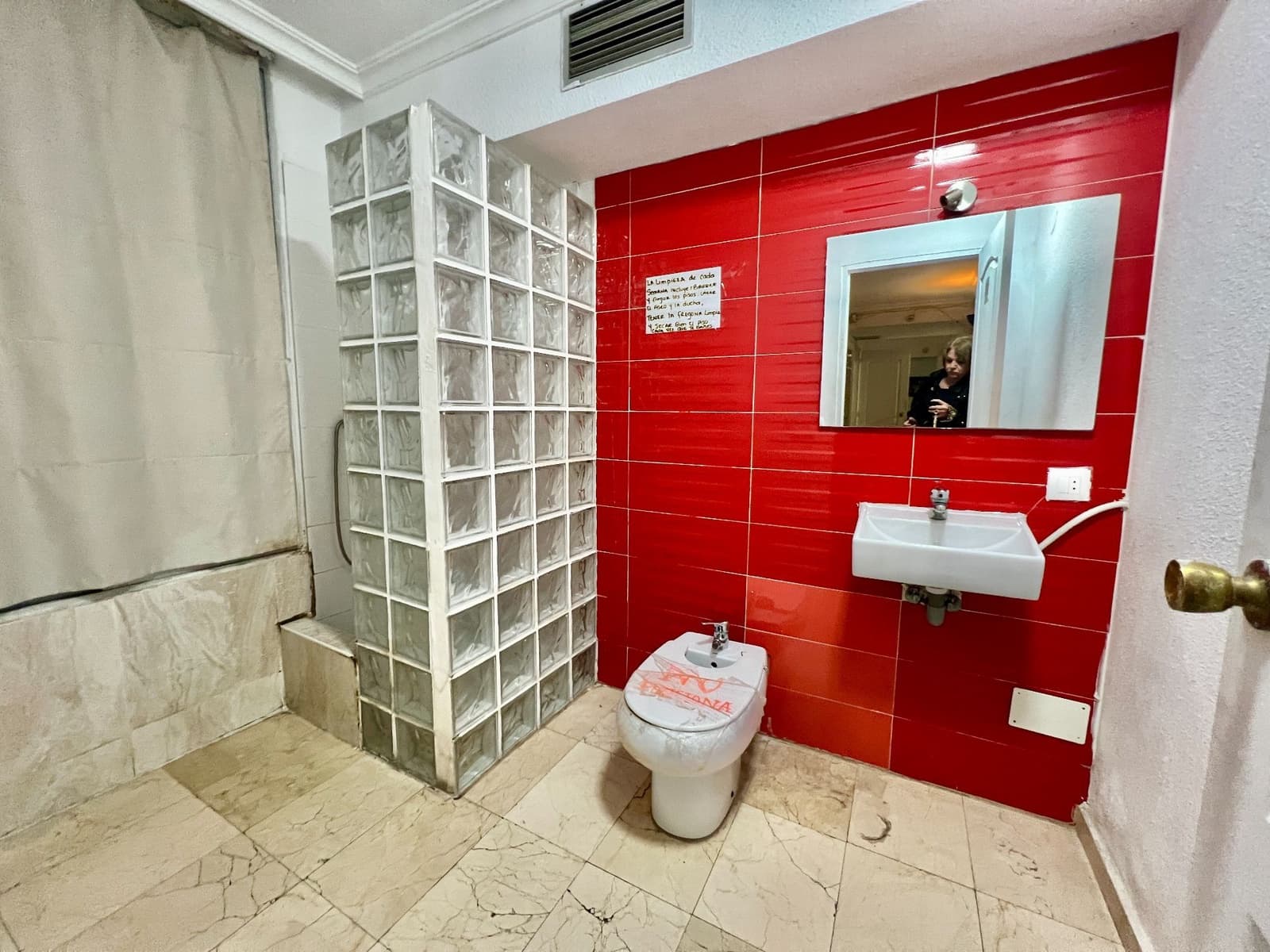 8 bedroom Flat for sale in Alicante / Alacant city - € 553,000 (Ref: 9461804)