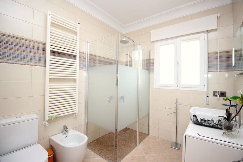 5 sypialnia Willa na sprzedaż w Benissa z basenem garażem - 1 650 000 € (Ref: 9537238)