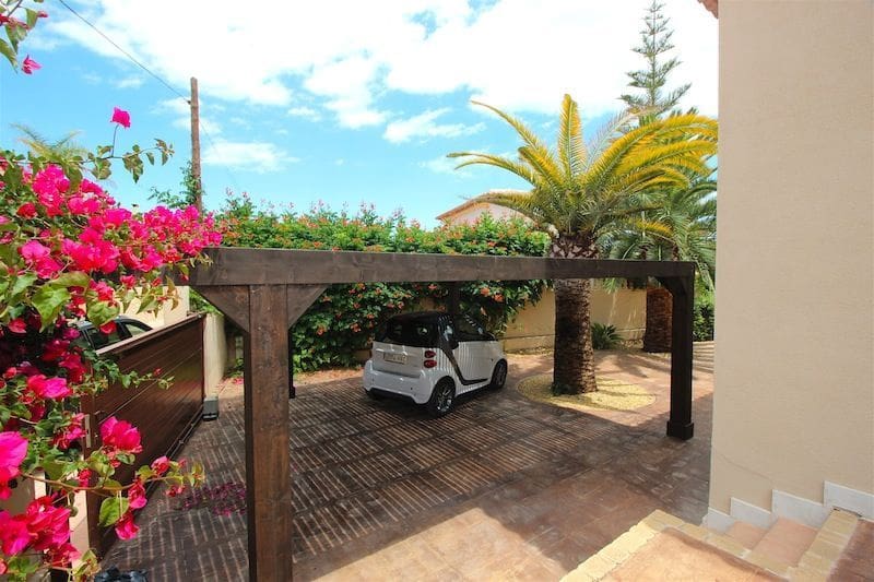 5 sypialnia Willa na sprzedaż w Benissa z basenem garażem - 1 650 000 € (Ref: 9537238)