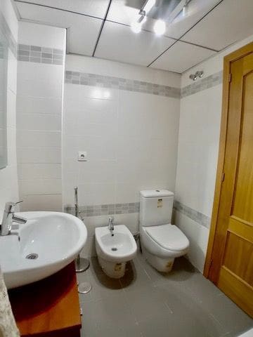 2 soveværelse Lejlighed til salg i Alicante by med swimmingpool garage - € 372.000 (Ref: 9537239)