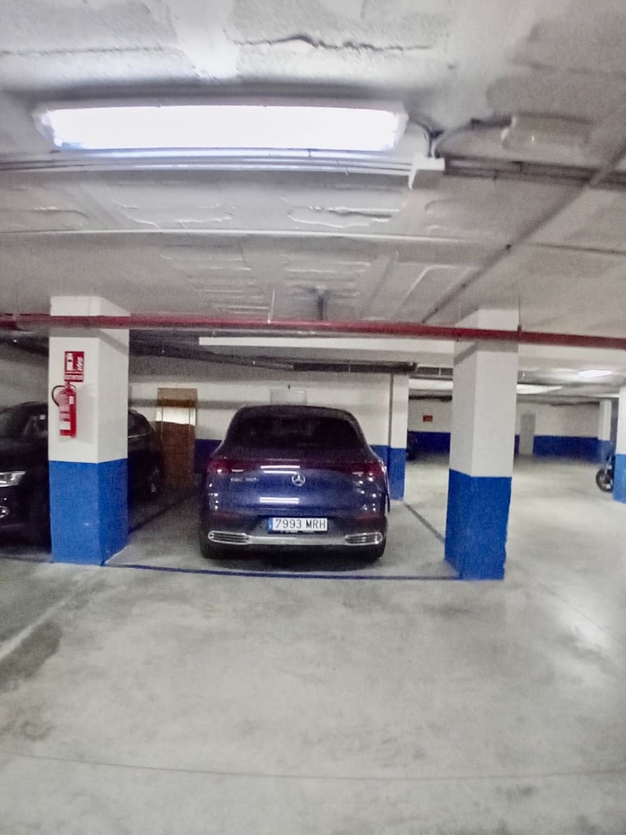 2 soveværelse Lejlighed til salg i Alicante by med swimmingpool garage - € 372.000 (Ref: 9537239)