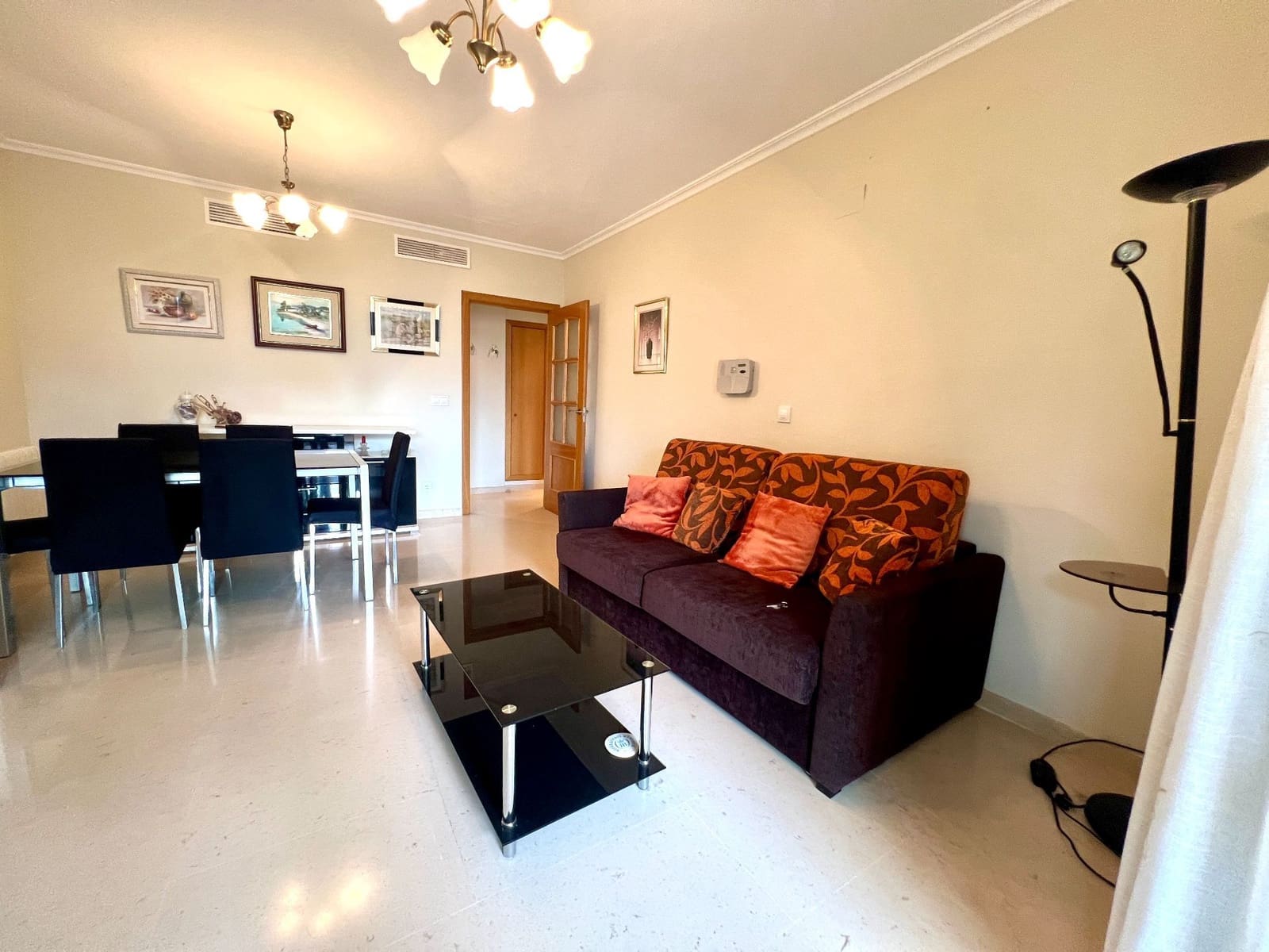 2 bedroom Flat for sale in Alicante / Alacant city with pool garage - € 372,000 (Ref: 9537239)