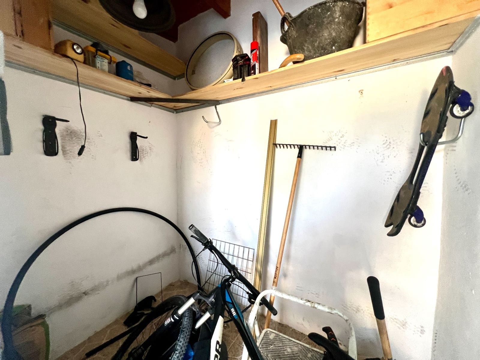 6 makuuhuone Paritalo myytävänä paikassa San Vicente / Sant Vicent del Raspeig mukana uima-altaan 
autotalli - 565 000 € (Ref: 9557753)