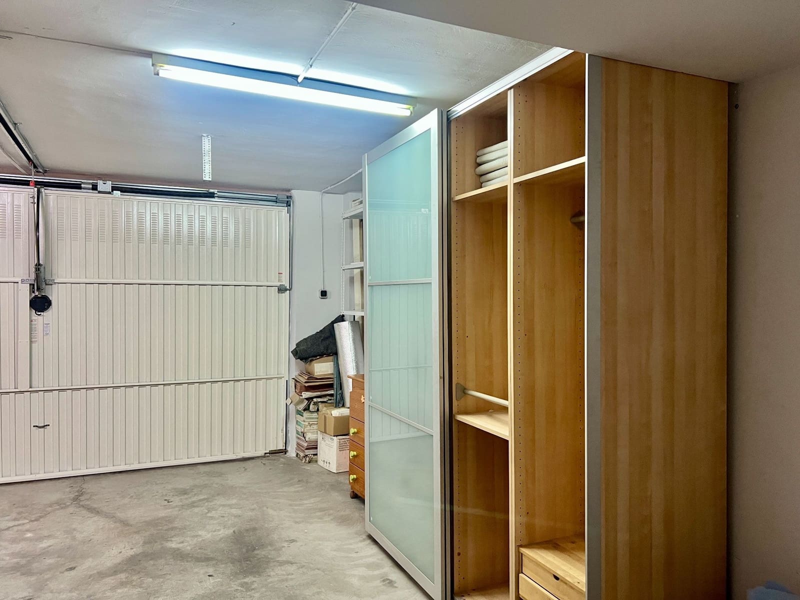 4 bedroom Villa for rent in Alicante / Alacant city with pool garage - € 2,375 (Ref: 9599256)