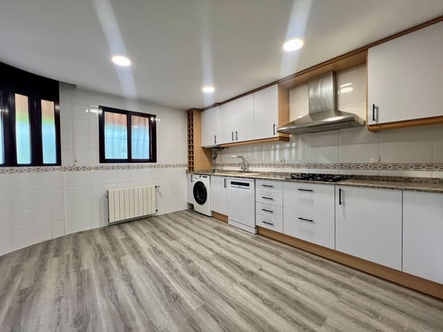 4 slaapkamer Bungalow te huur in Alicante Golf, Alicante stad met zwembad garage - € 2.450 (Ref: 9599256)