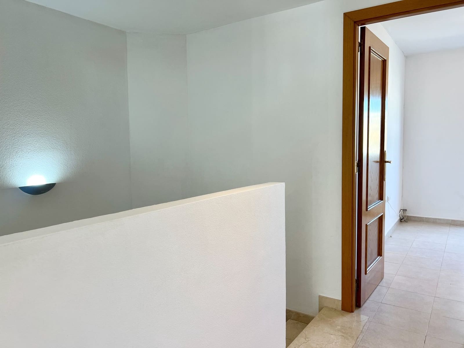 3 slaapkamer Huis te huur in Alicante stad met zwembad garage - € 1.450 (Ref: 9615146)