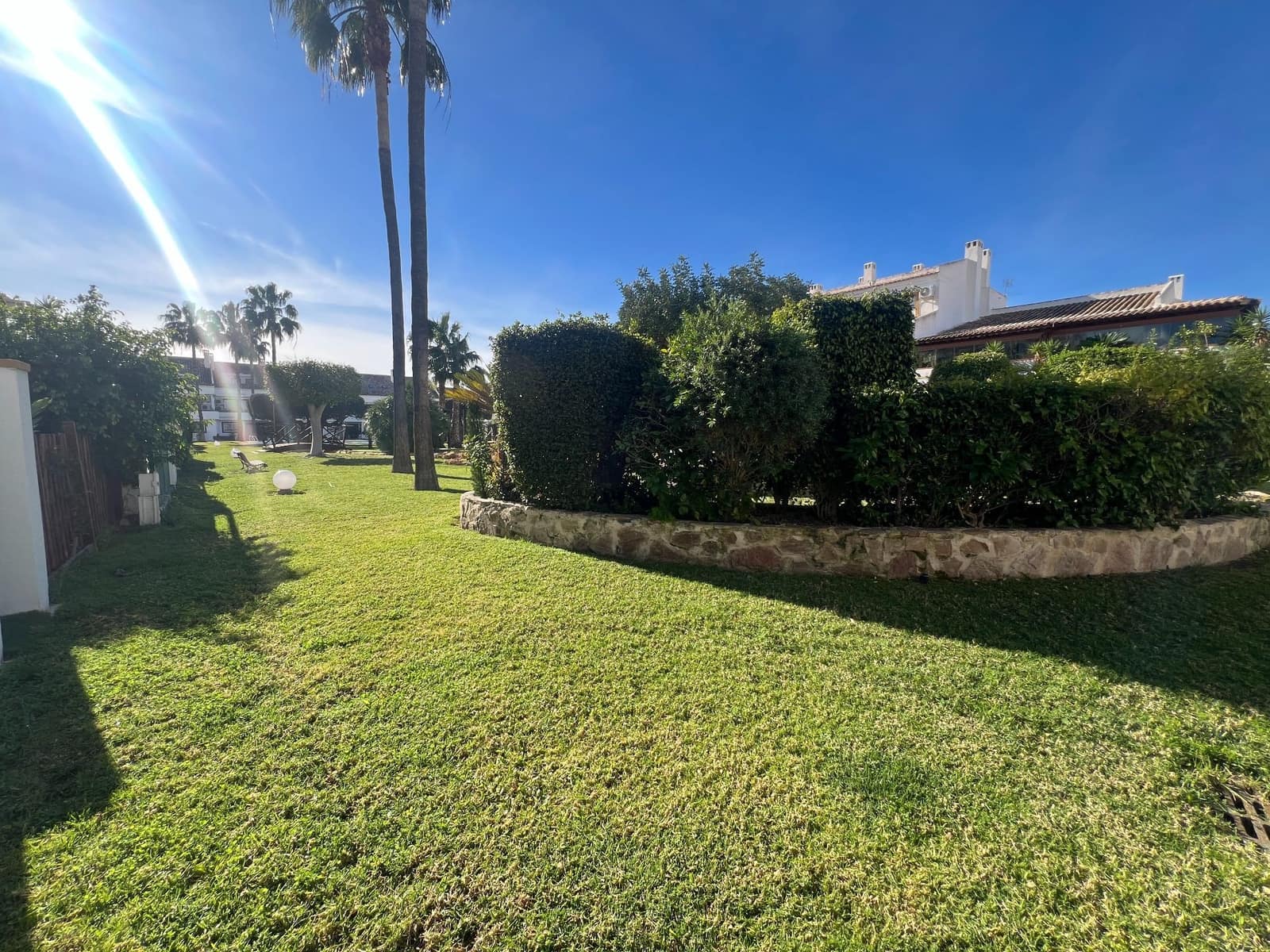 3 slaapkamer Huis te huur in Alicante stad met zwembad garage - € 1.450 (Ref: 9615146)