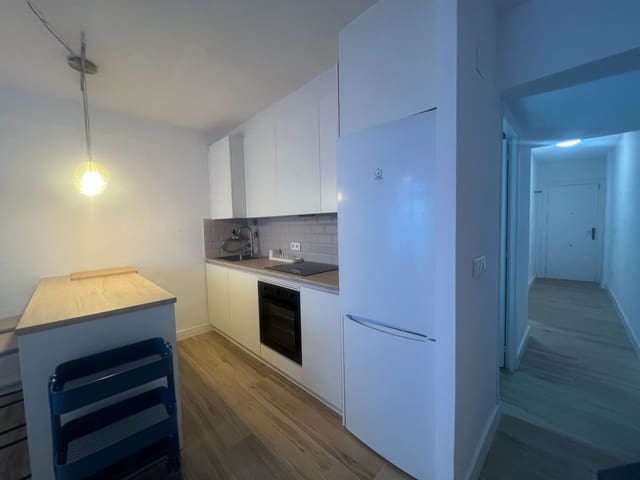 1 bedroom Apartment for rent in Goteta, Alicante / Alacant city with garage - € 1,100 (Ref: 9643805)