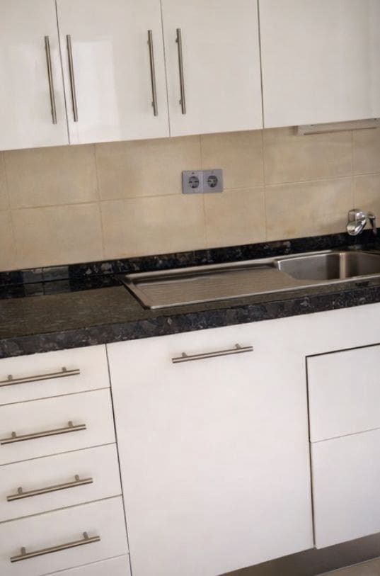 4 makuuhuone Asunto vuokrattavana paikassa Alicante kaupunki mukana uima-altaan 
autotalli - 2 000 € (Ref: 9683394)