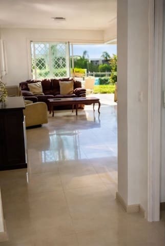 4 makuuhuone Asunto vuokrattavana paikassa Alicante Golf, Alicante kaupunki mukana uima-altaan 
autotalli - 2 000 € (Ref: 9683394)