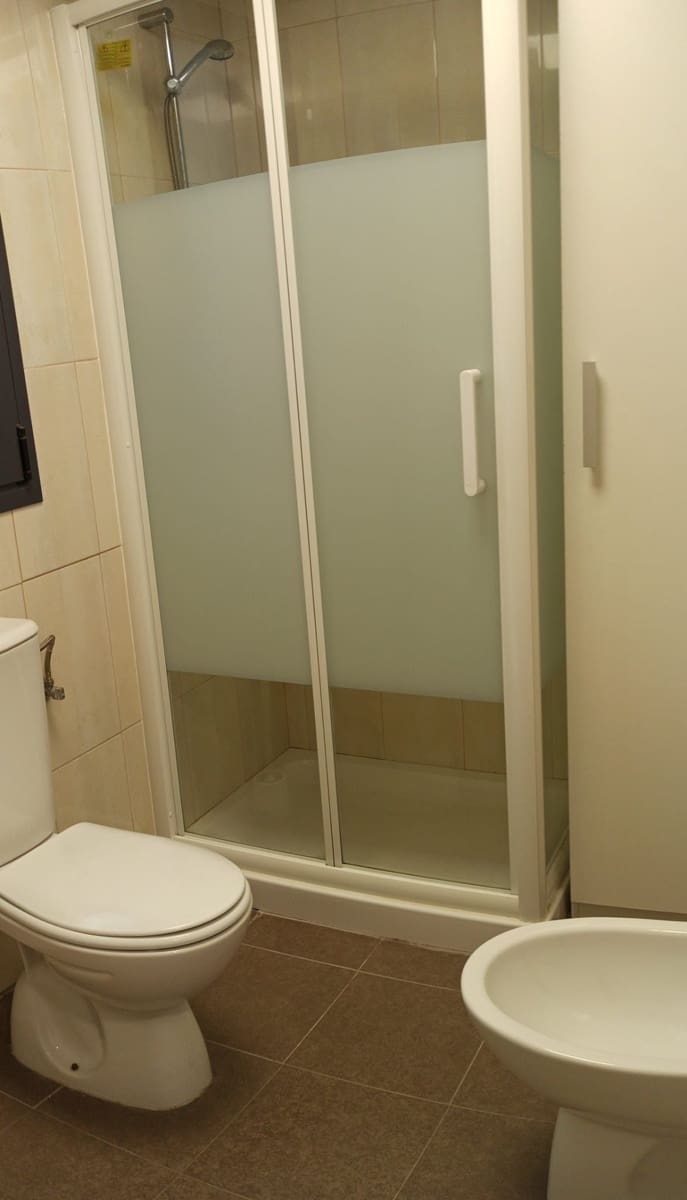 1 quarto Apartamento para arrendar em Alicante cidade com piscina garagem - 1 100 € (Ref: 9741530)