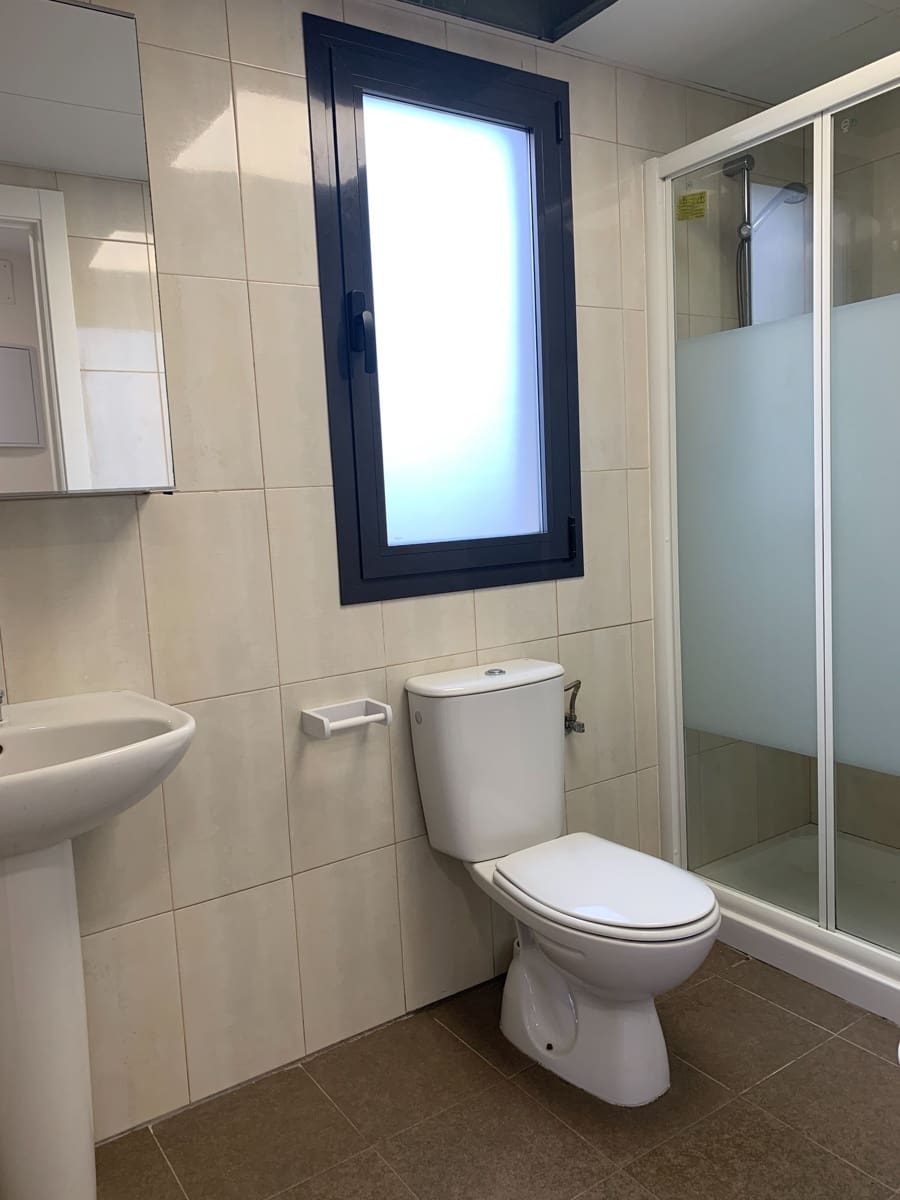 1 quarto Apartamento para arrendar em Alicante cidade com piscina garagem - 1 100 € (Ref: 9741530)