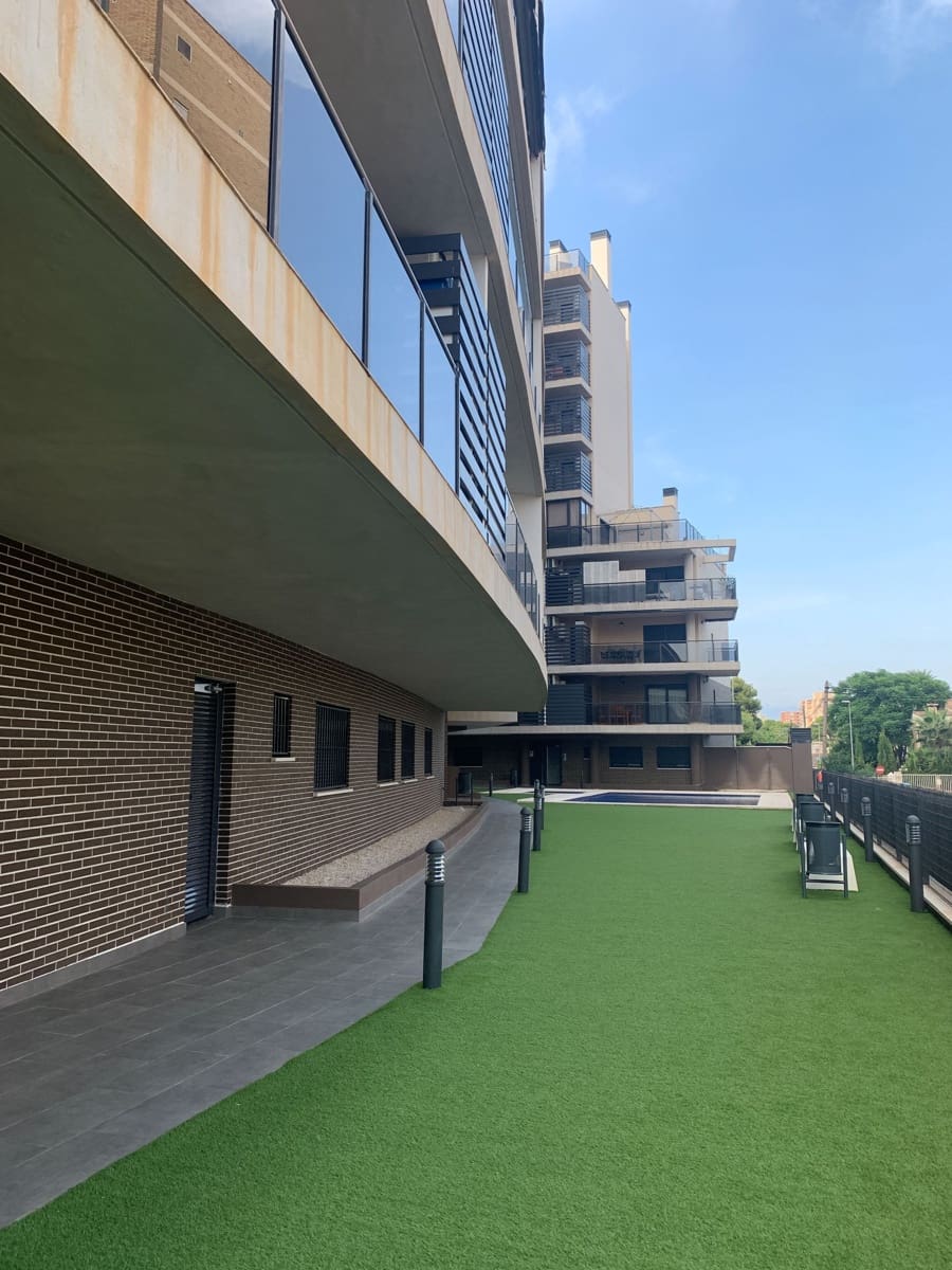 1 quarto Apartamento para arrendar em Alicante cidade com piscina garagem - 1 100 € (Ref: 9741530)