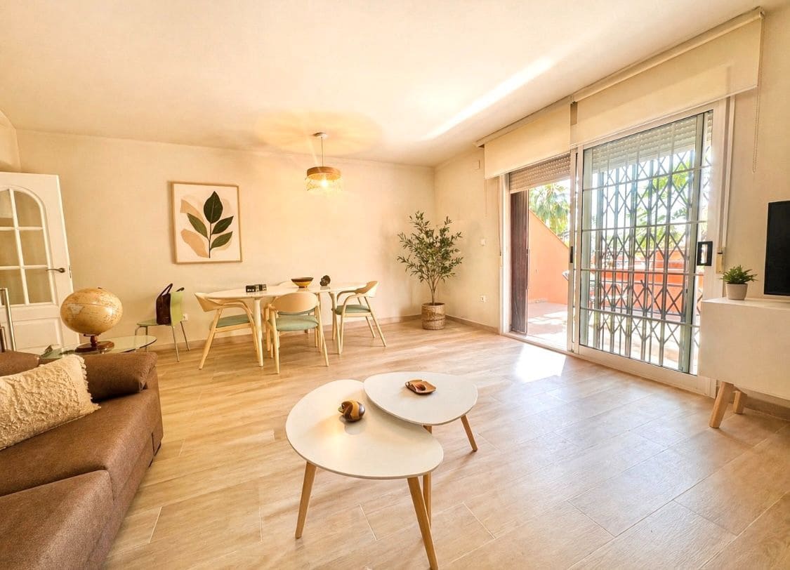 5 quarto Bungalow para venda em Alicante cidade com piscina garagem - 455 000 € (Ref: 9796838)