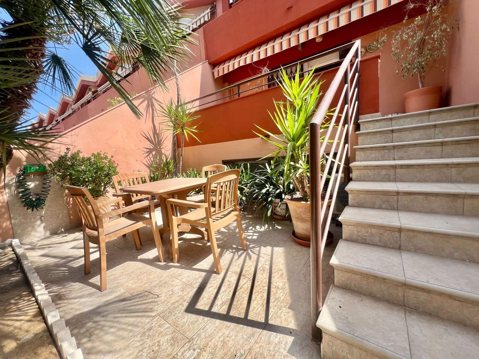 5 quarto Bungalow para venda em Alicante cidade com piscina garagem - 455 000 € (Ref: 9796838)