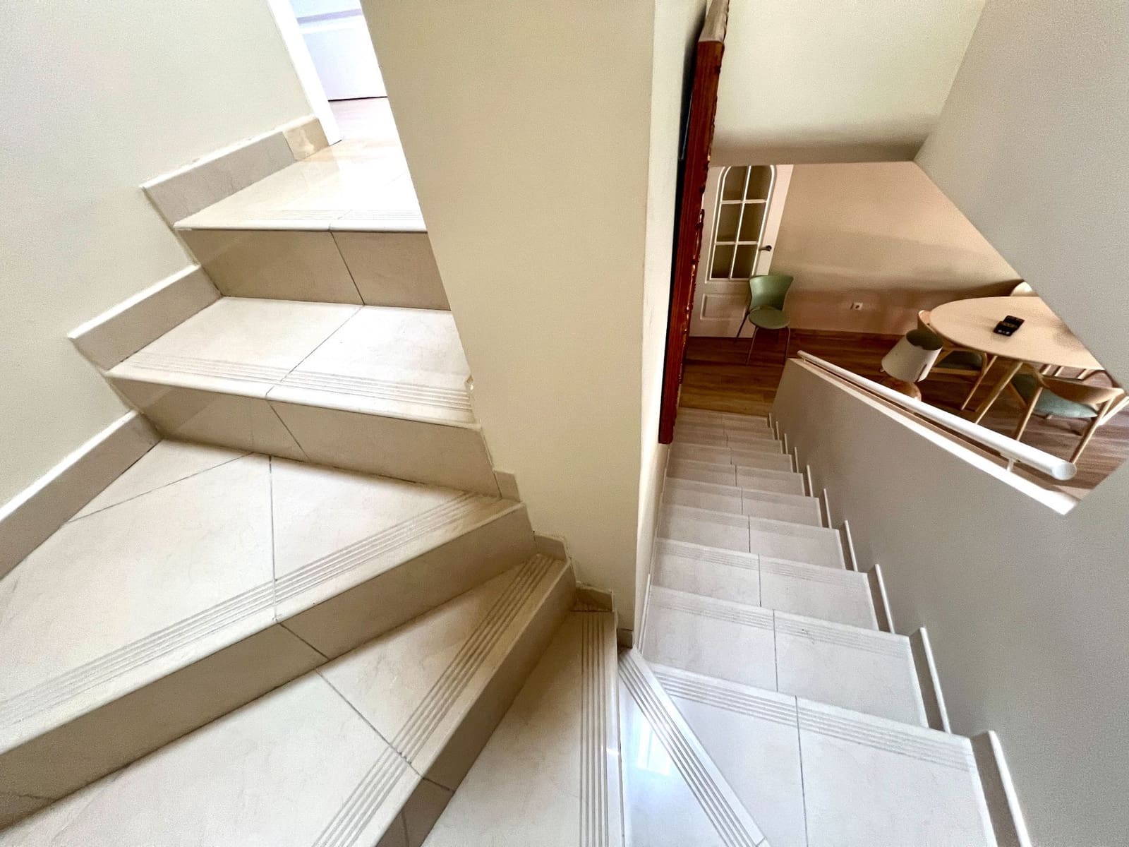 5 quarto Bungalow para venda em Alicante cidade com piscina garagem - 455 000 € (Ref: 9796838)